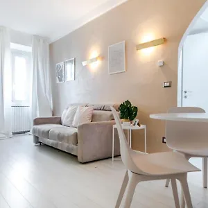 Joivy Vibrant Flat For 4 Near Parks, In Navigli Milano